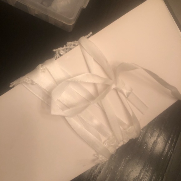 White Lace Gloves, Beaded Crochet Wedding Accessories , Bride Fingerless Gloves - Picture 11 of 11